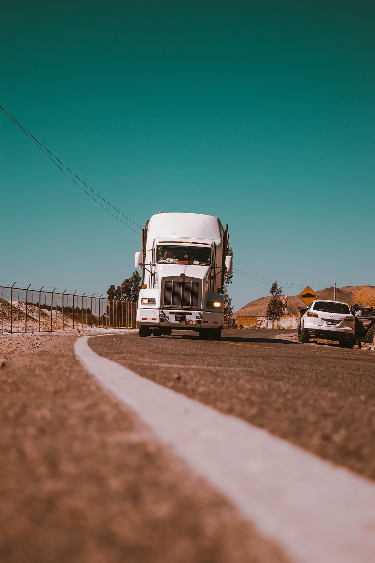 In Concord A freight broker is a vital intermediary between carriers and shippers in the transportation industry